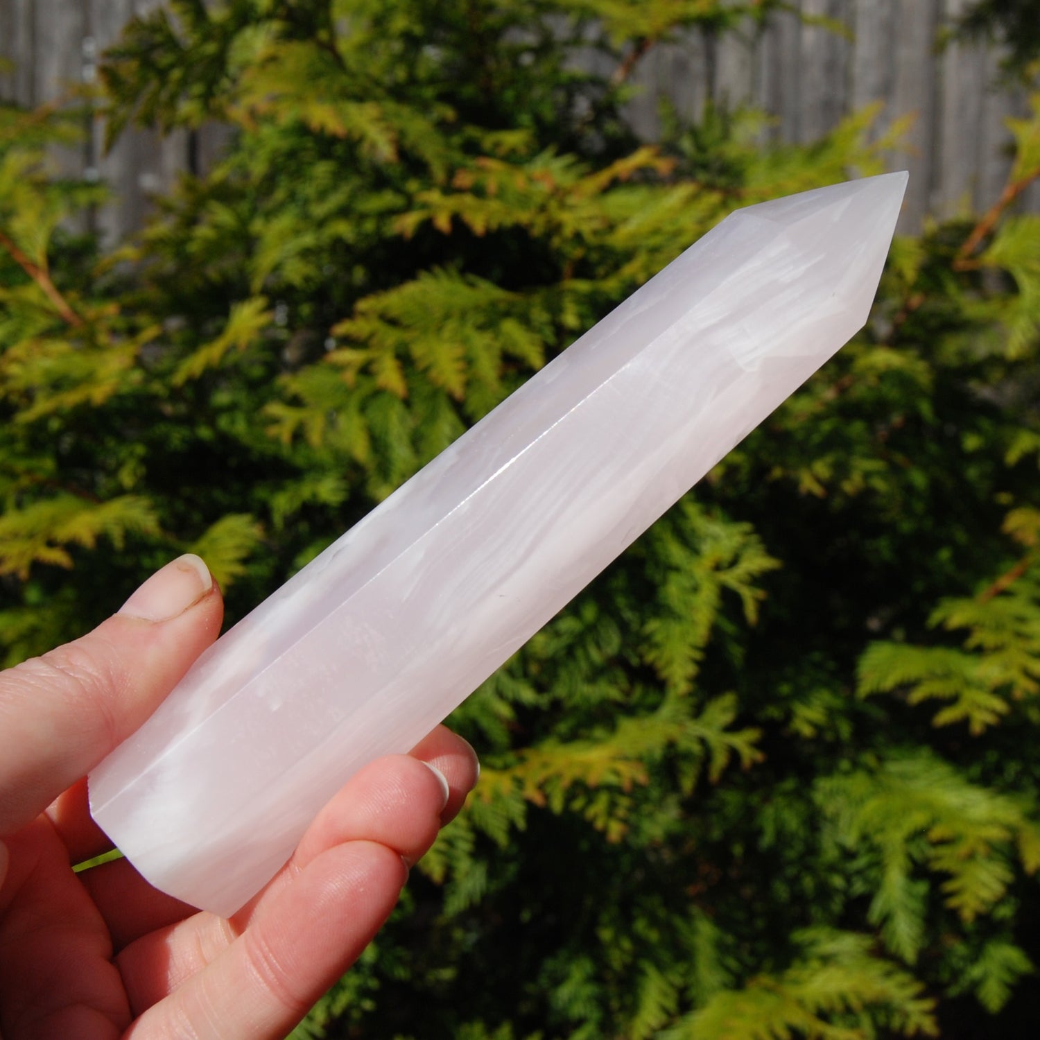 Mangano Calcite Crystal Tower