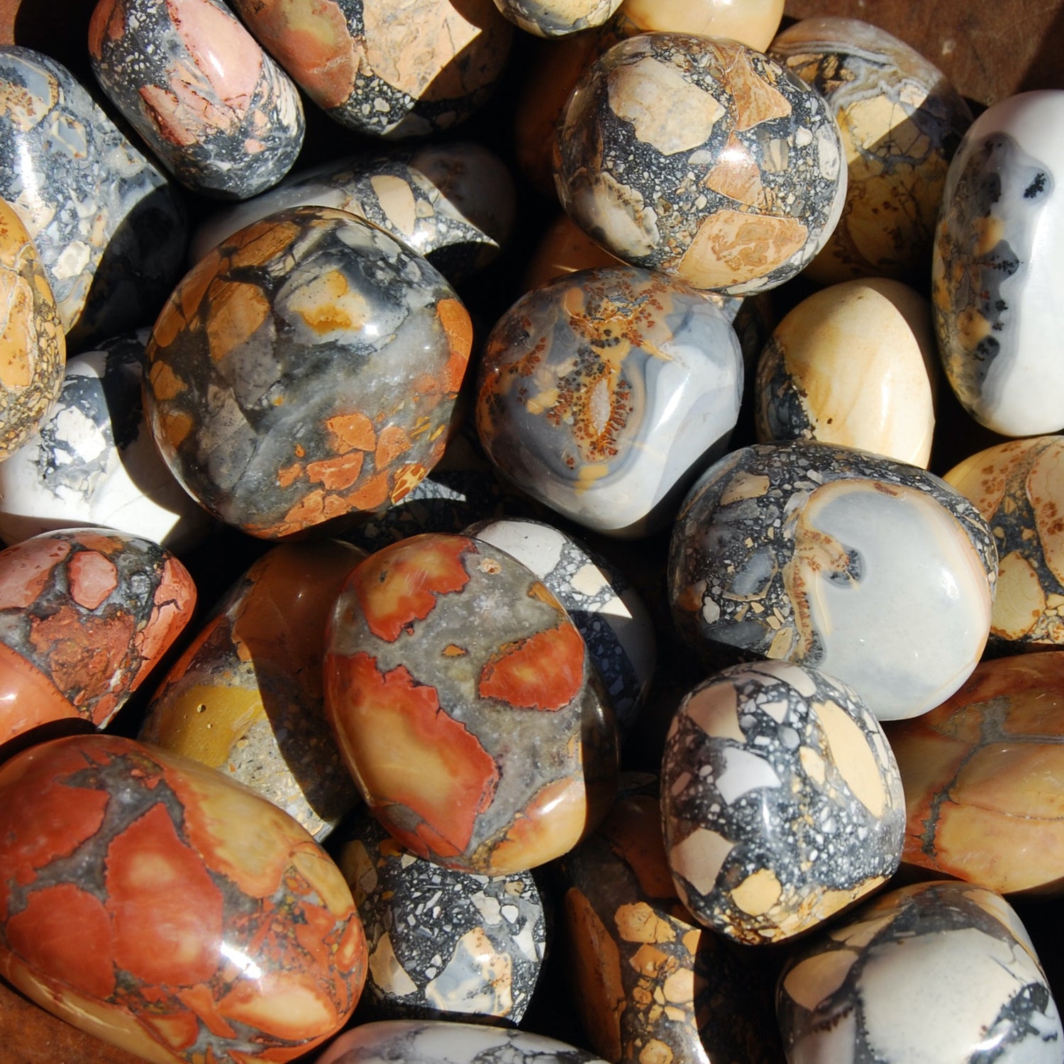Maligano Jasper Tumbled Stones