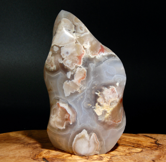 agate crystal, agate stone, raw agate, polished agate, agate slice, agate sphere, agate jewelry, blue lace agate, moss agate, fire agate, crazy lace agate, agate meaning, agate healing properties, buy agate crystal, agate for sale