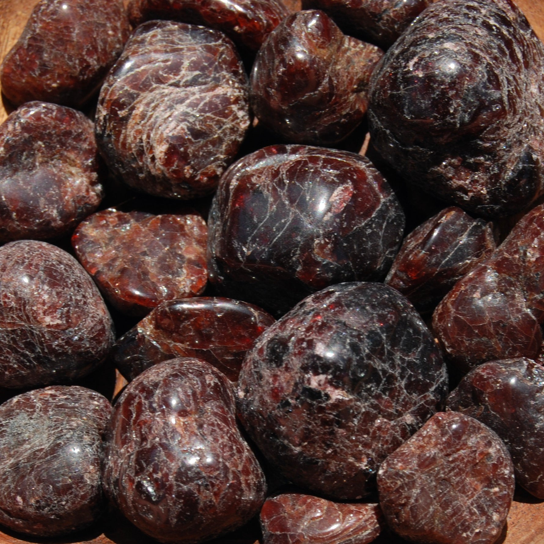 Garnet Crystal Tumbled Stones