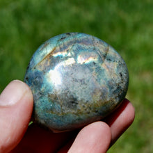 Load image into Gallery viewer, Spectrolite Labradorite Crystal Palm Stone, Rainbow Labradorite
