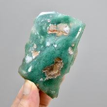 Load image into Gallery viewer, Mtorolite Chrome Chalcedony Crystal Slice
