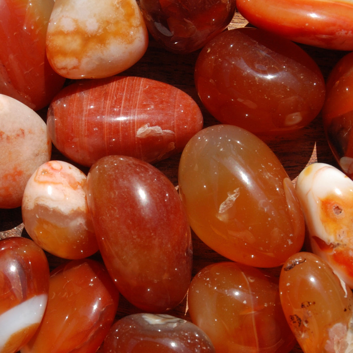 Carnelian Agate Crystal Tumbled Stones