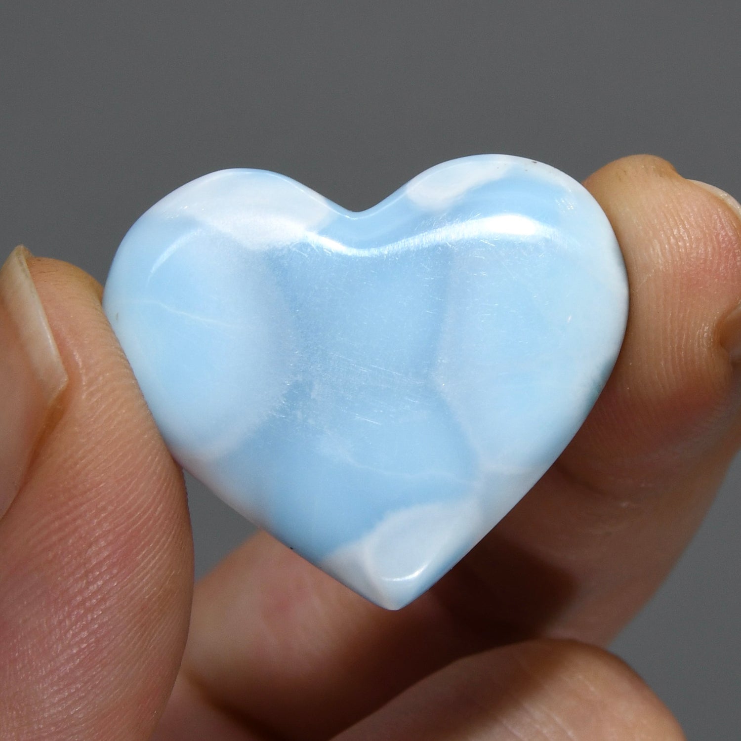 42ct 30mm Larimar Crystal Puffy Heart, Dominican Republic e4