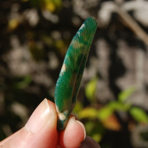 Green Sakura Flower Agate Crystal Feather Carving