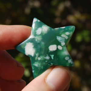 Green Sakura Flower Agate Crystal Star Carving