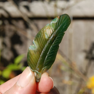 Green Sakura Flower Agate Crystal Feather Carving