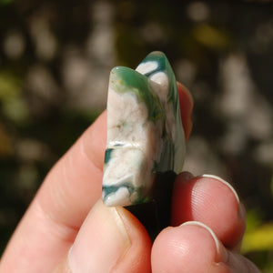 Green Sakura Flower Agate Crystal Star Carving