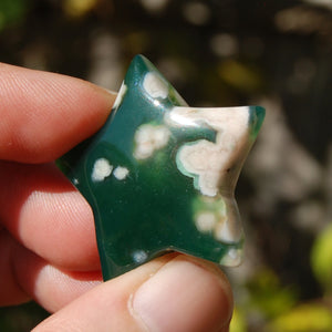 Green Sakura Flower Agate Crystal Star Carving