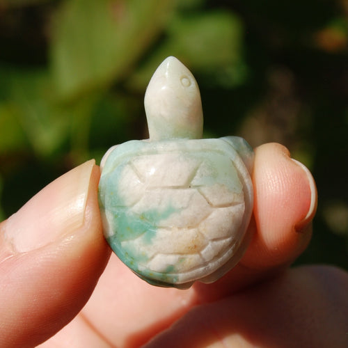 Green Sakura Agate Crystal Turtle Carving