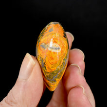 Load image into Gallery viewer, Bumblebee Jasper Heart
