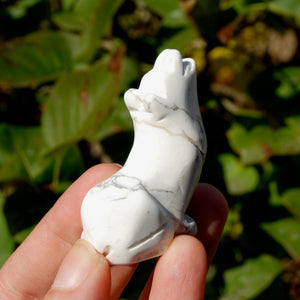 Howlite Crystal Wolf