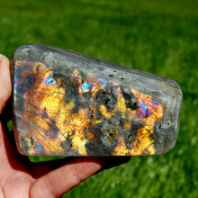 Load image into Gallery viewer, 1.3lb Large Rainbow Spectrolite Labradorite Crystal Freeform Tower
