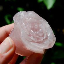 Load image into Gallery viewer, Rose Quartz Carved Crystal Rose
