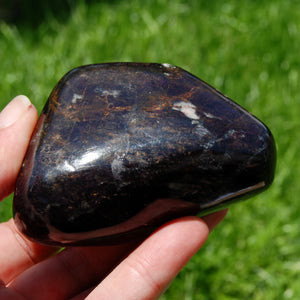 Polished Purpurite Crystal Palm Stone, Flashy Polished Heterosite , Namibia