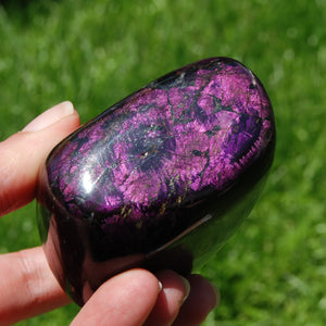 Polished Purpurite Crystal Palm Stone, Flashy Polished Heterosite , Namibia