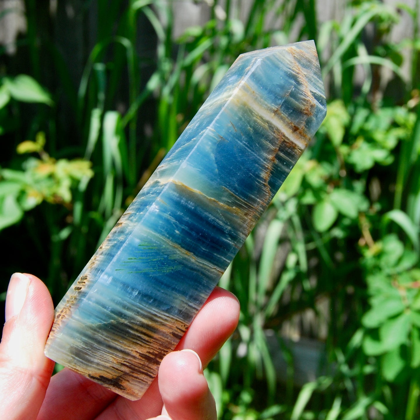 Blue Onyx Crystal Tower, Argentina