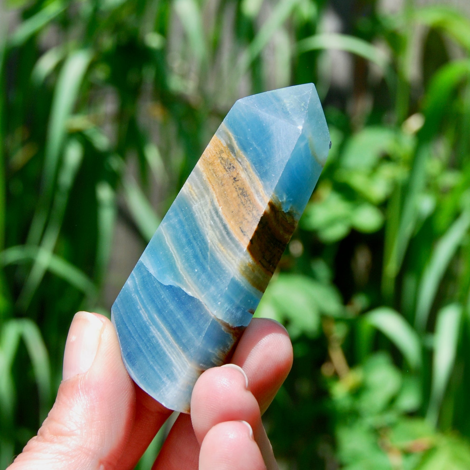 Blue Onyx Crystal Tower, Argentina