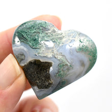 Load image into Gallery viewer, Moss Agate Crystal Heart Shaped Palm Stone
