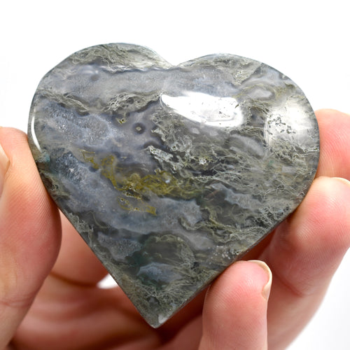 Moss Agate Crystal Heart Palm Stone