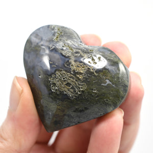 Moss Agate Crystal Heart Palm Stone