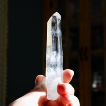 Load image into Gallery viewer, Transmitter Blades of Light Lemurian Quartz Crystal, Colombia
