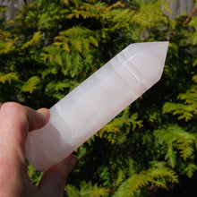 Load image into Gallery viewer, Mangano Calcite Crystal Tower
