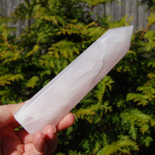 Load image into Gallery viewer, Mangano Calcite Crystal Tower
