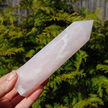 Load image into Gallery viewer, Mangano Calcite Crystal Tower
