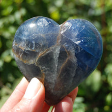 Load image into Gallery viewer, Blue Fluorite Heart Shaped Crystal Palm Stone, Blue Fluorite
