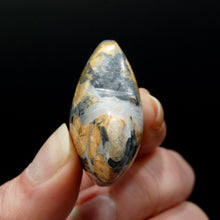Load image into Gallery viewer, Maligano Jasper Heart, Healing Crystals, Indonesia
