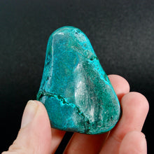 Load image into Gallery viewer, Chrysocolla Malachite Crystal Palm Stone, Congo
