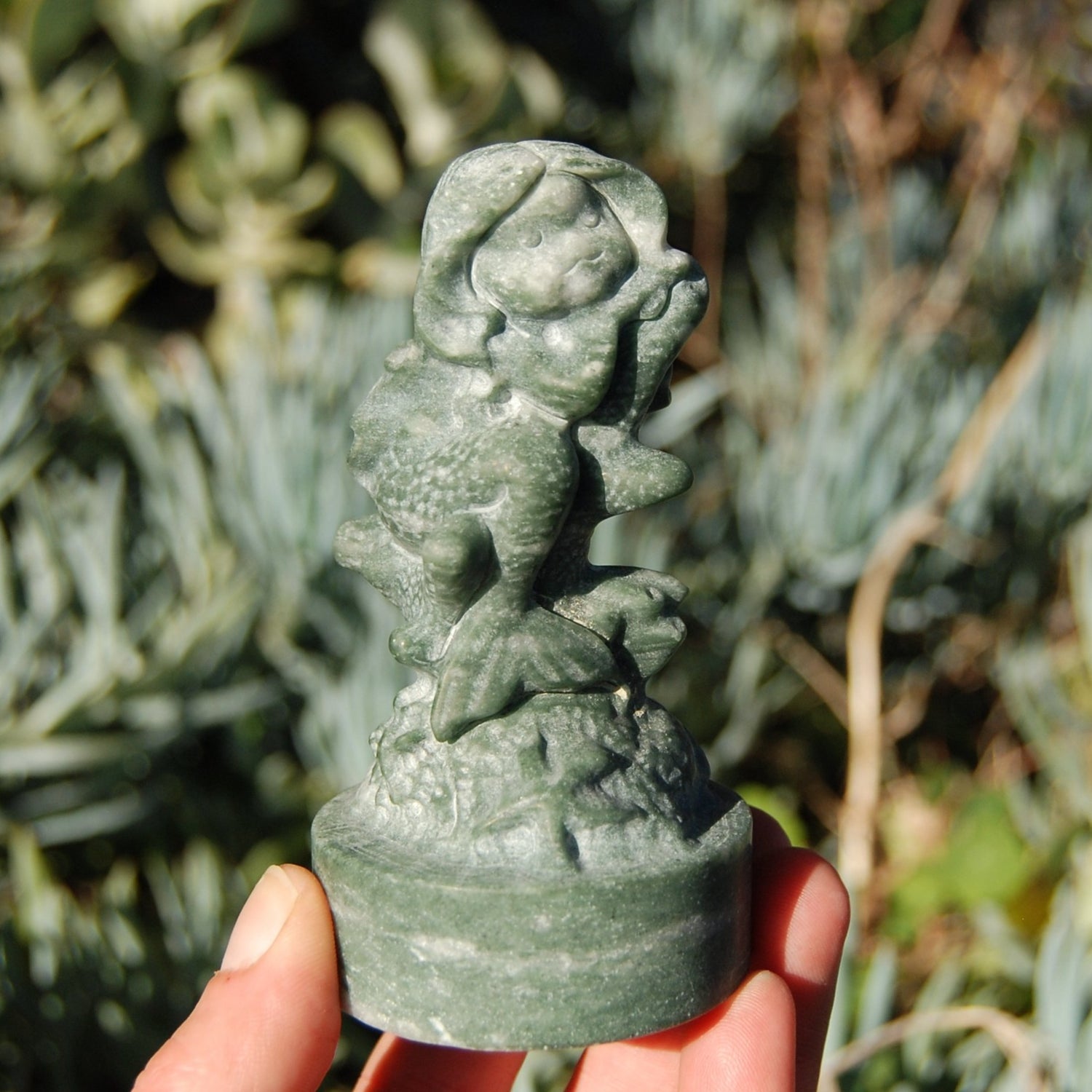 Lushan Jade Sleeping Mermaid Crystal Carving