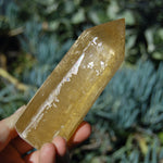 ONE XL Light Honey Calcite Crystal Tower
