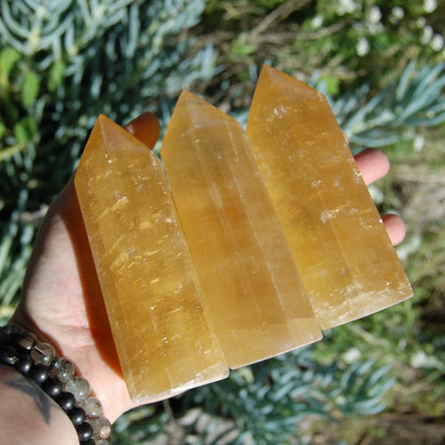 ONE XL Light Honey Calcite Crystal Tower