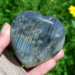 3in 208g Purple Labradorite Crystal Heart, Flashy Rainbow Spectrolite Palm Stone