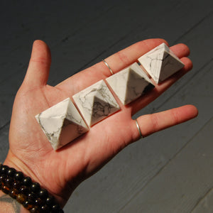 Howlite Crystal Pyramid 25mm to 30mm