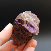 Load image into Gallery viewer, Raw Purpurite Crystal, Heterosite Mineral Specimen, Namibia
