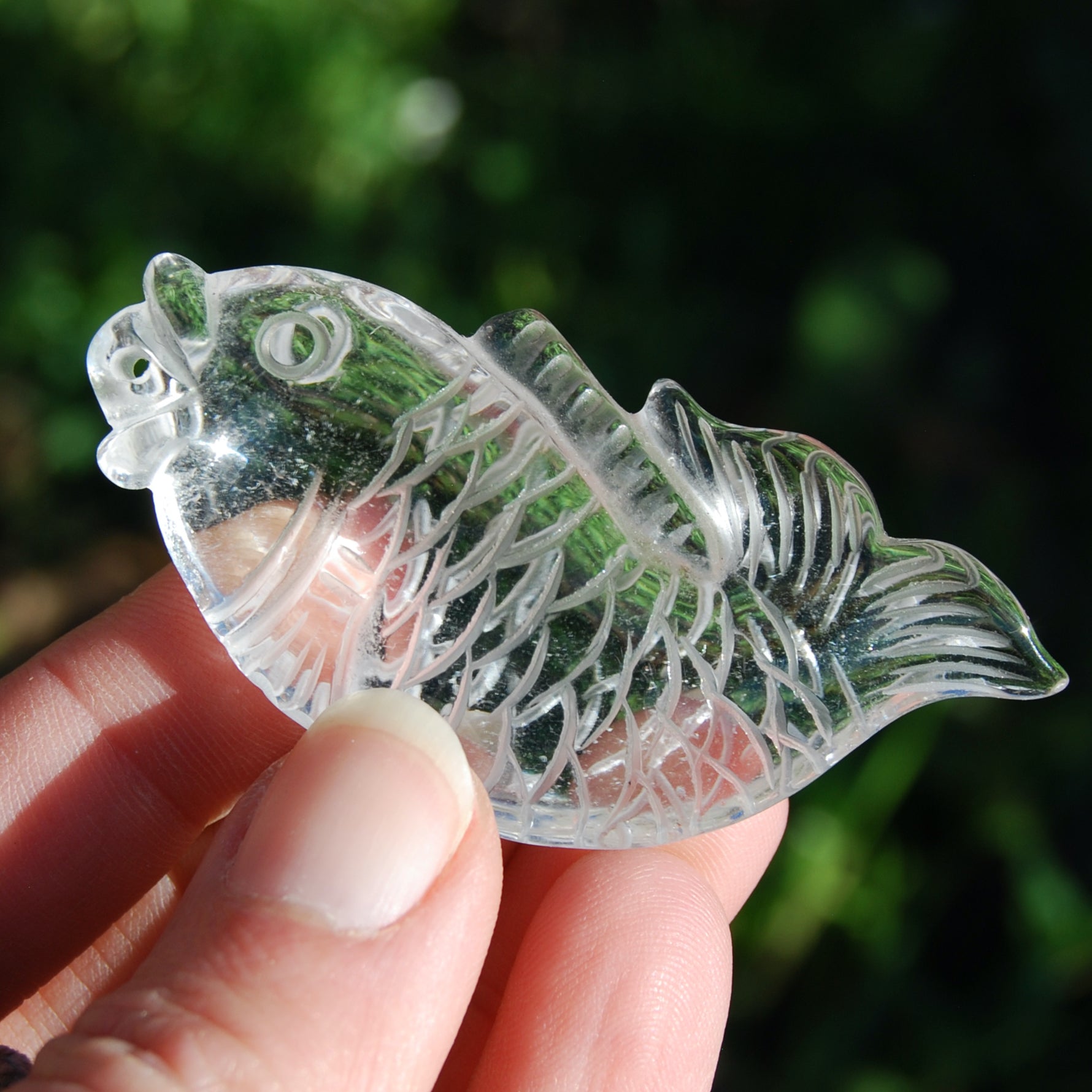 AAA Clear Quartz Carved Crystal Fish Good Luck Pearl