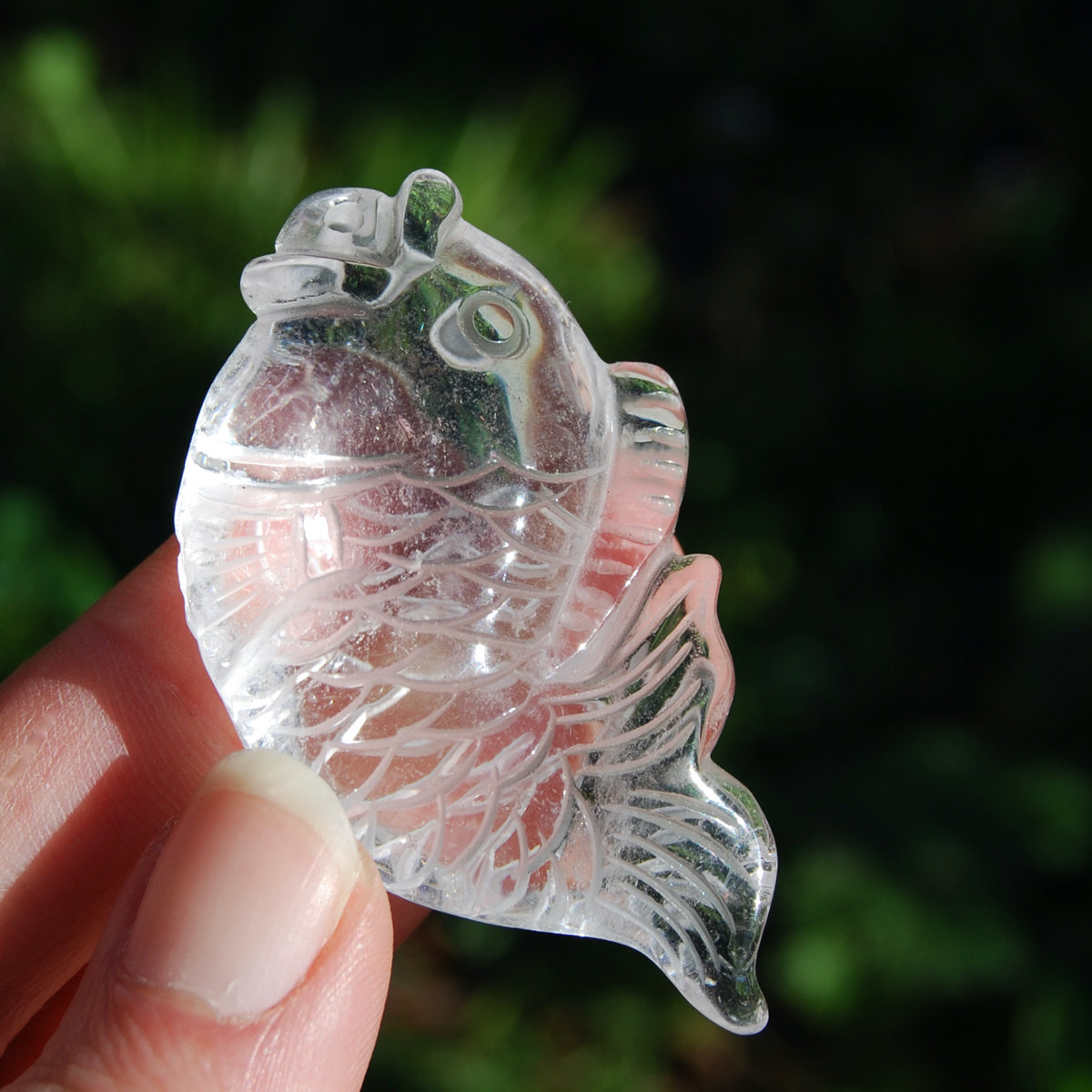 AAA Clear Quartz Carved Crystal Fish Good Luck Pearl
