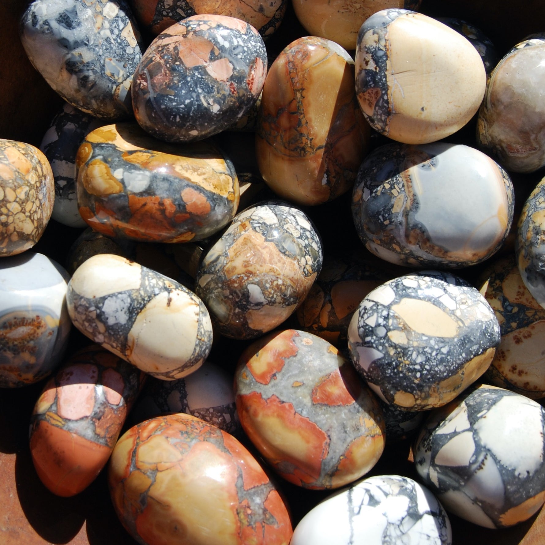 Maligano Jasper Tumbled Stones