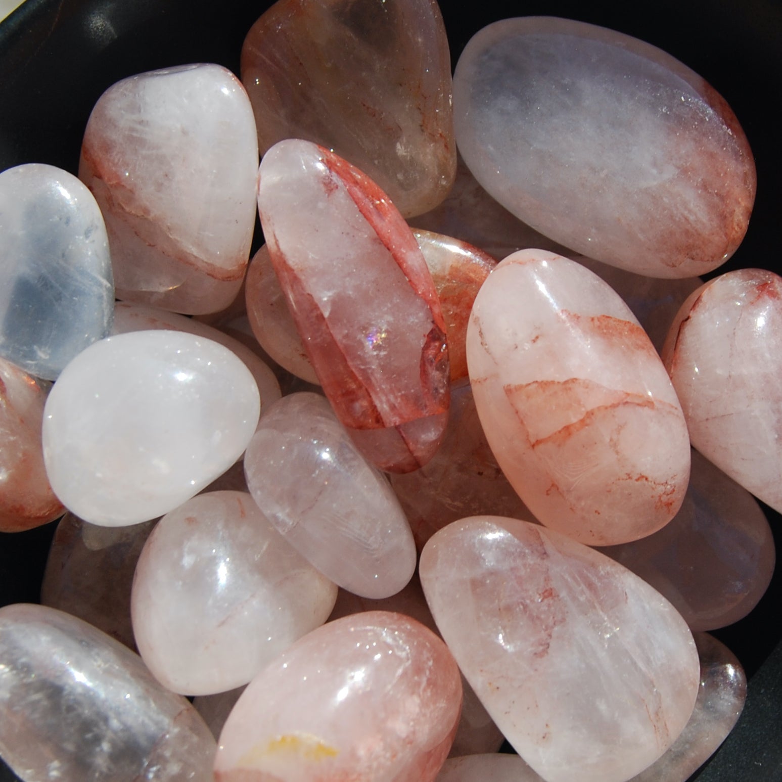 Hematoid Quartz Crystal Tumbled Stones, Natural Fire Quartz Crystals, Madagascar