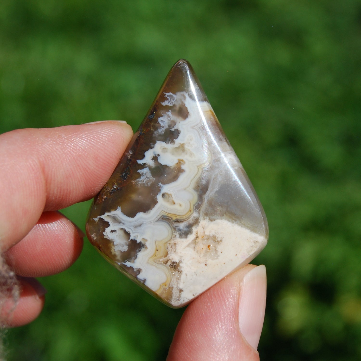 Plume Agate Cabochon, Indonesia