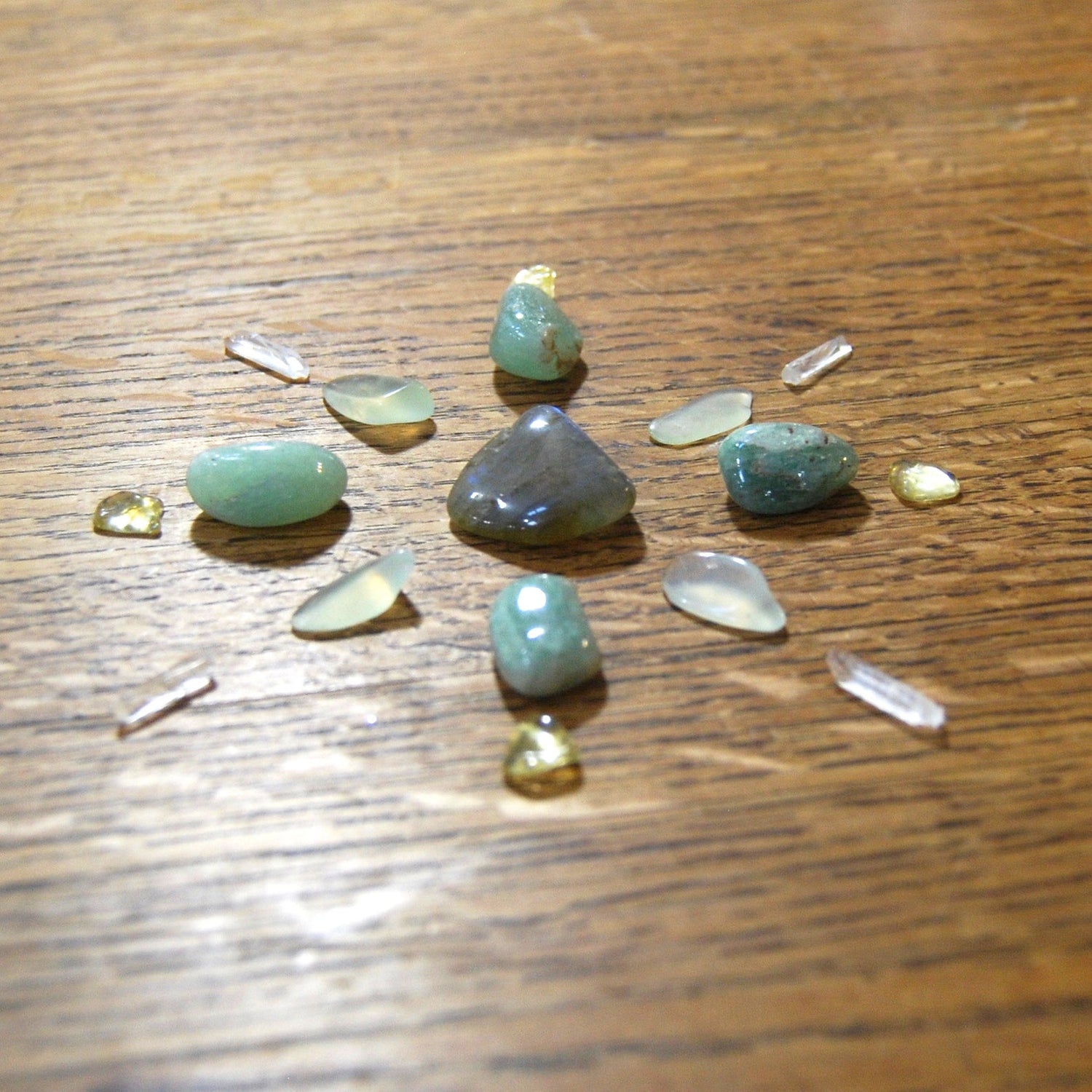 Mini Crystal Grid Kit to Attract Financial Success Money Drawing Wealth 