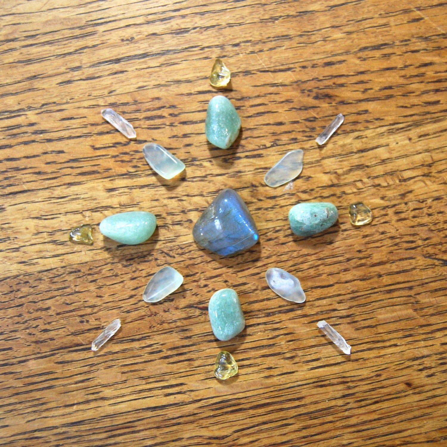 Mini Crystal Grid Kit to Attract Financial Success Money Drawing Wealth 