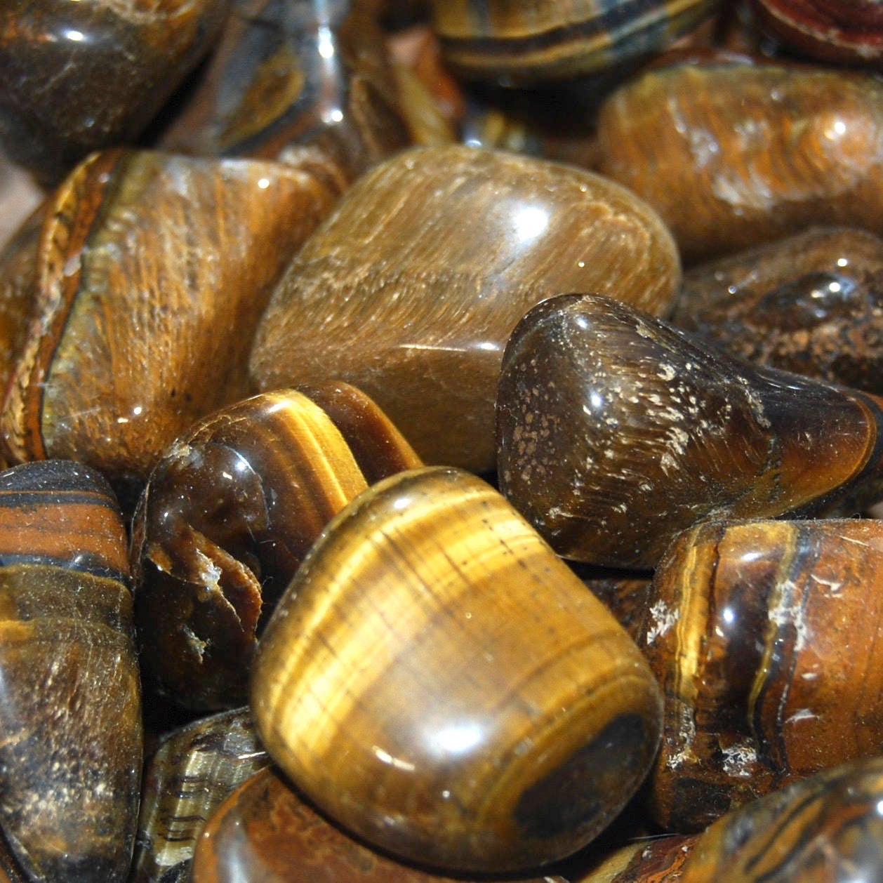 Tiger's Eye Crystal Tumbled Stones