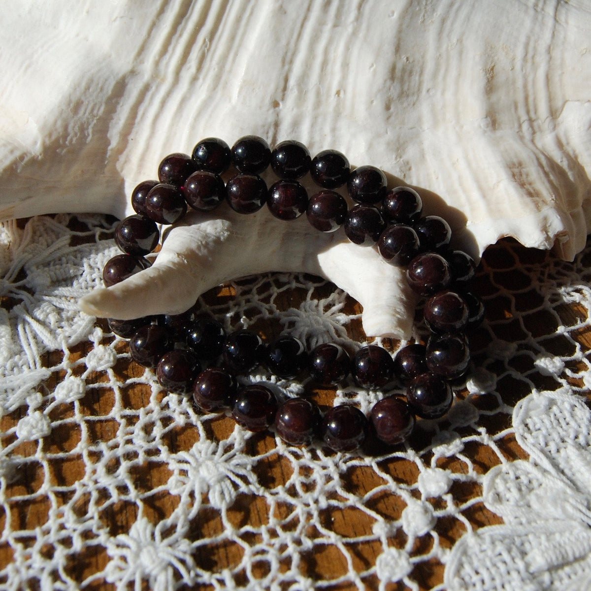 Garnet Beaded Power Bracelet 8mm Natural Gemstone Beads  Healing Crystals 